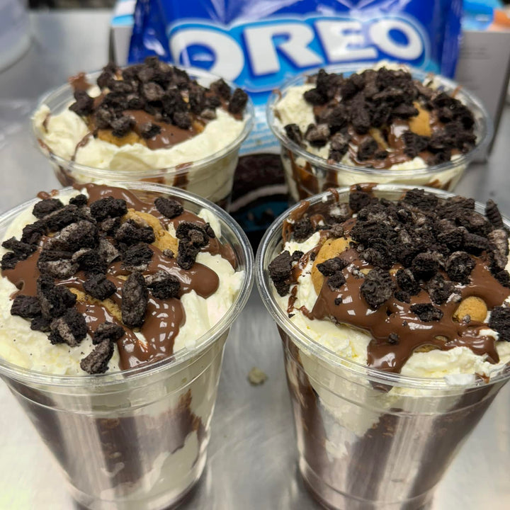 Cookie Smith Cup Cheesecake DESSERTS - Oreo CheeseCup Cakes