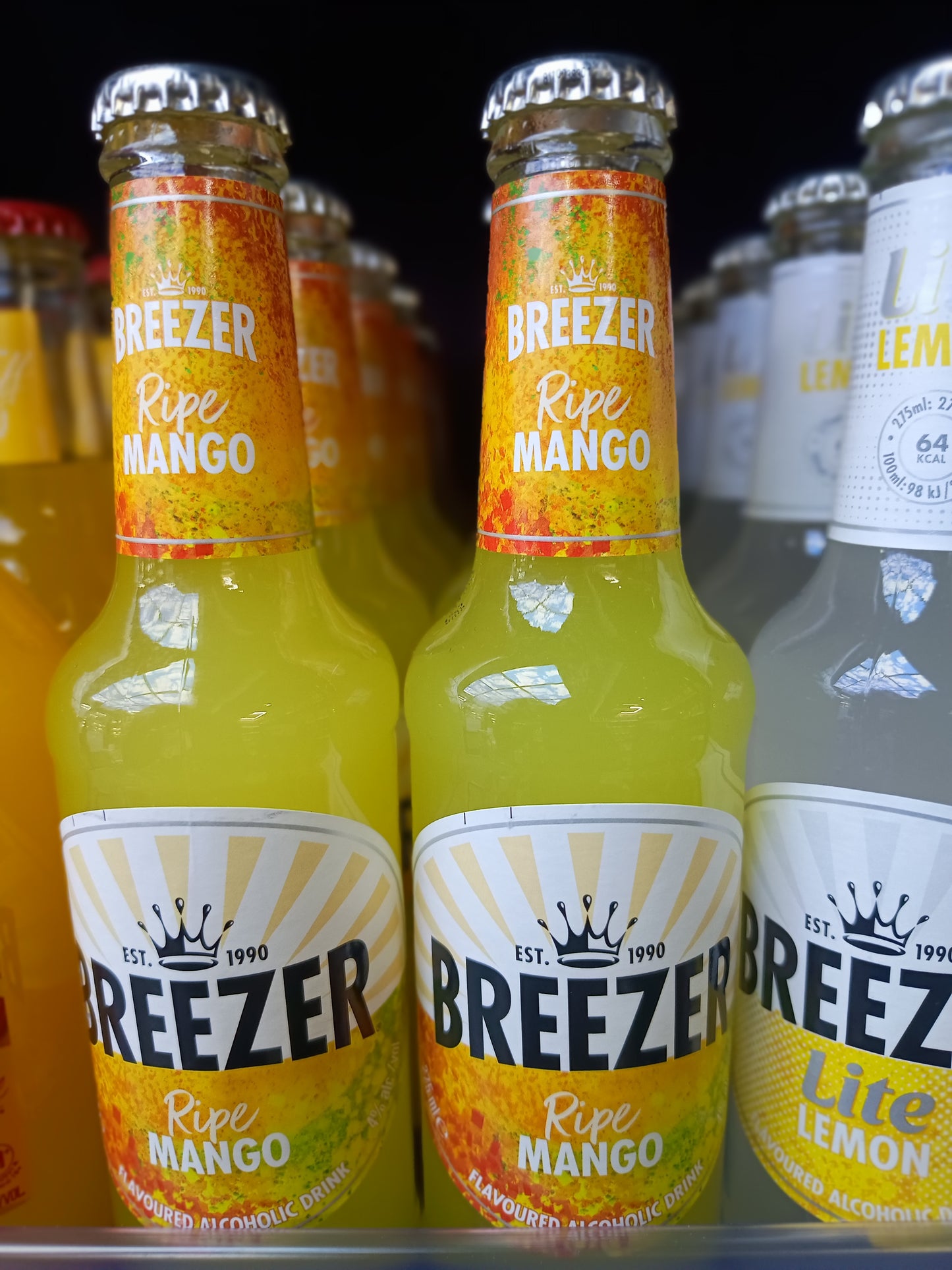 BACARDI BREEZER MIXERS 275ML BOTTLES(ALCOHOLIC MIXERS,AMERICAN MIXERS)