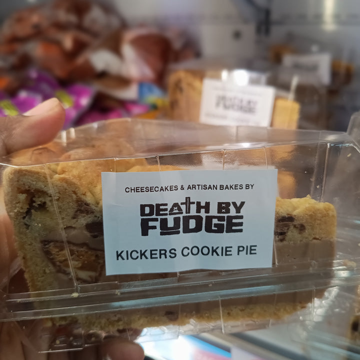Death by Fudge CookiePie Desserts cookies pies cookiepiedesserts deathbyfudge - Kickers(Kinder+Snickers)